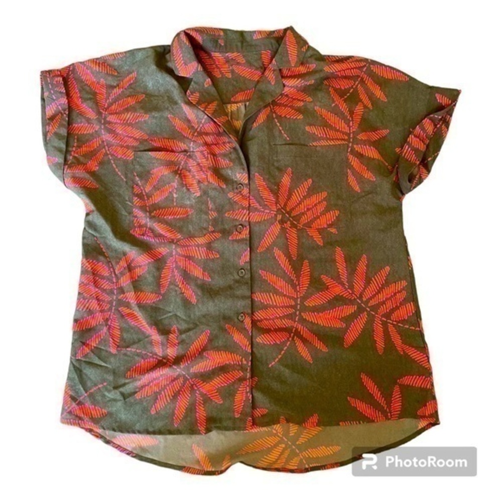 Summer short sleeve shirt